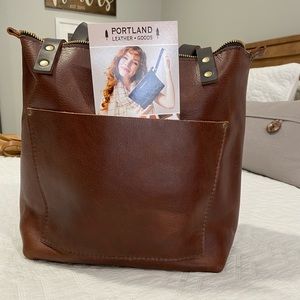 Portland Leather Goods Medium Zip Tote